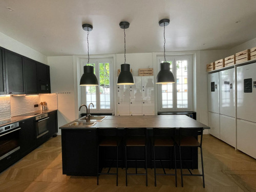 Place de la République, Bagneux