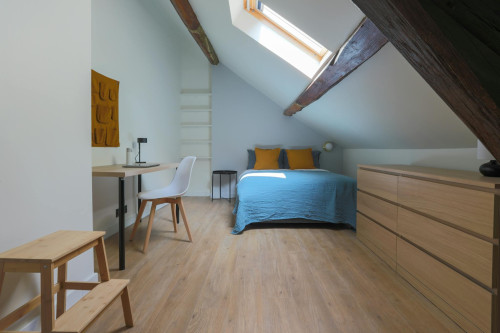 Place de la République, Bagneux