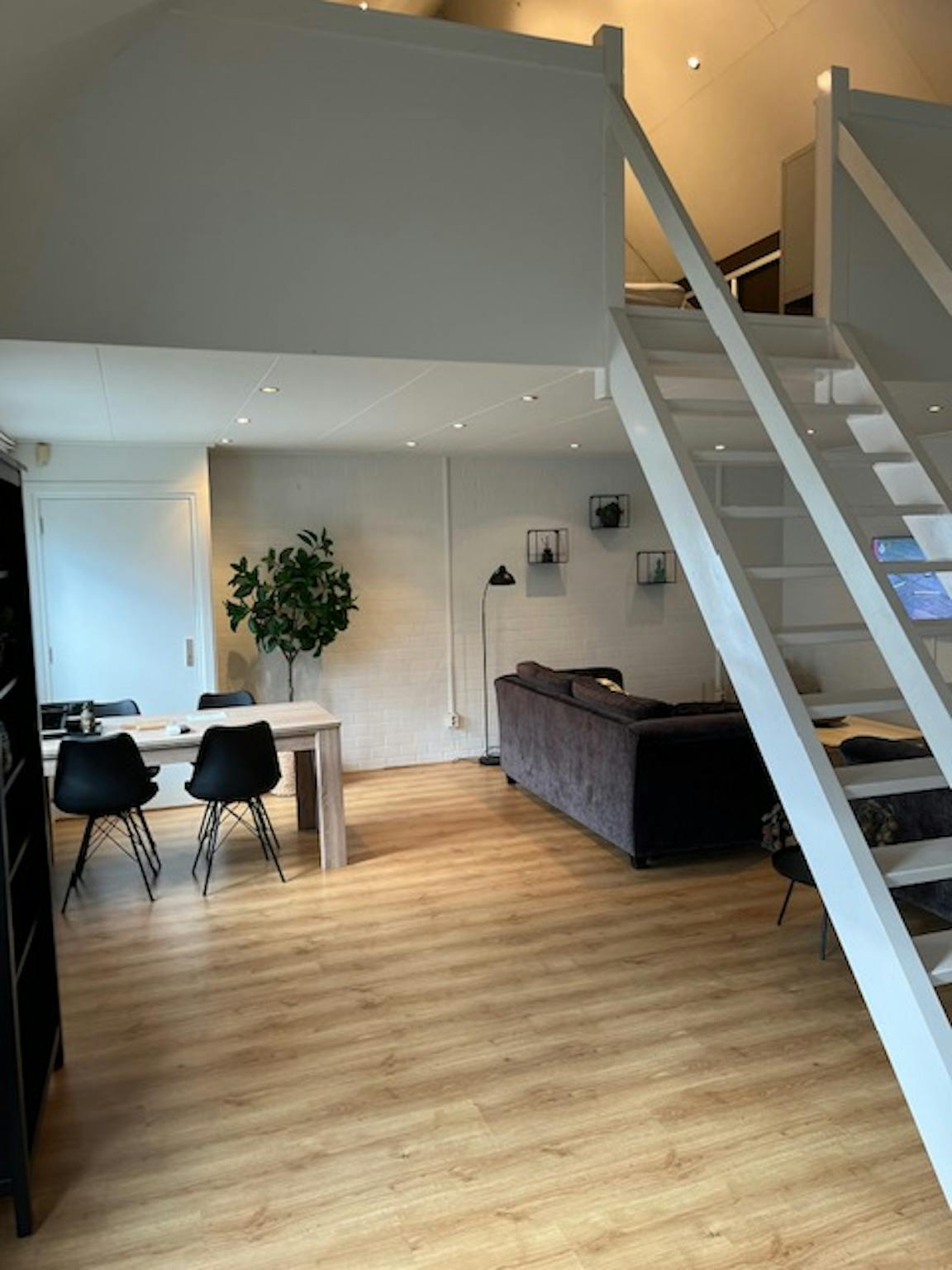 Entire Place - Geldropse Ventweg, Helmond - Gallery - 1