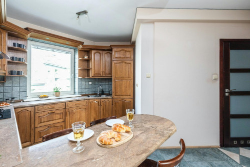 Powstańców Śląskich, Warsaw