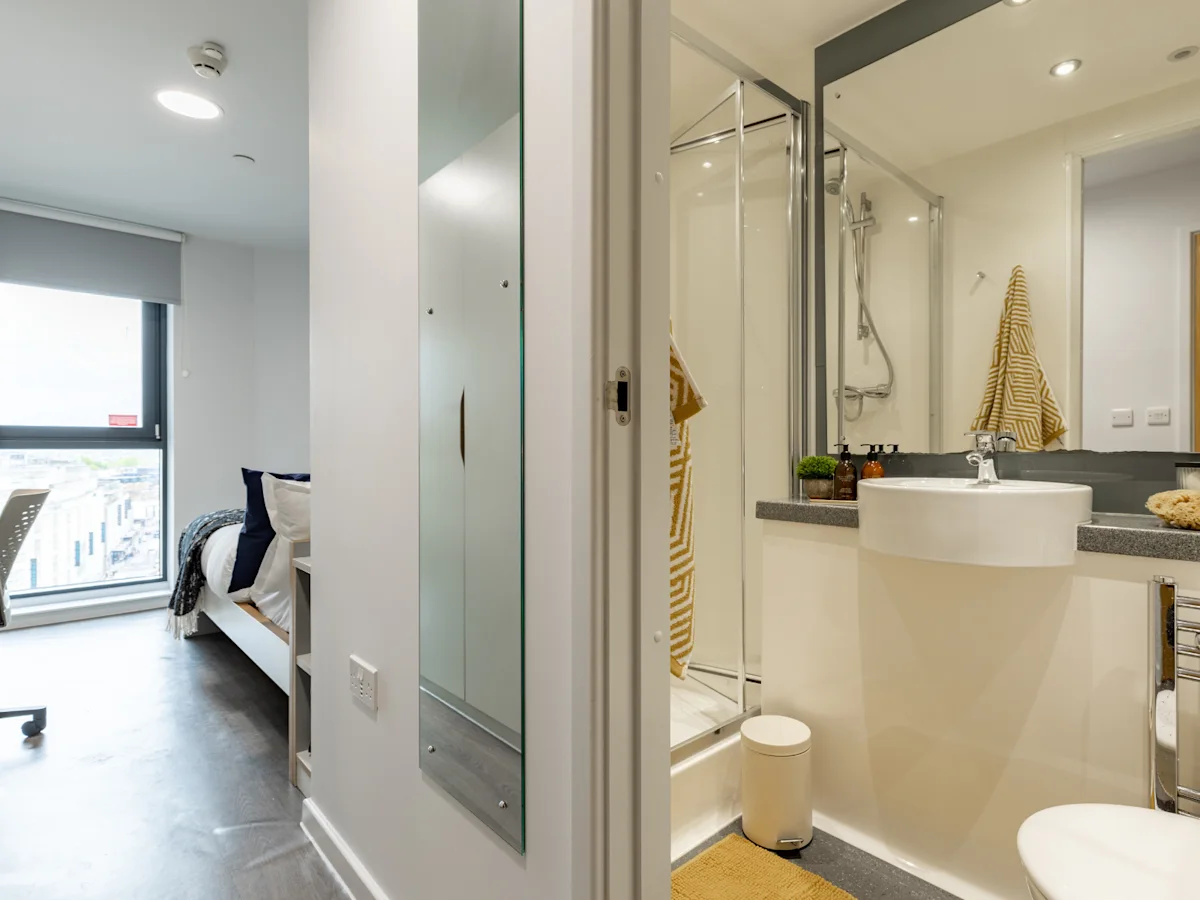 Gold En Suite - New Bridewell - Gallery - 1