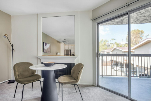 E Del Mar Blvd, Pasadena, CA - Gallery - 5