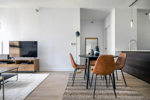 North Garland Court, Chicago, IL - Gallery - 5