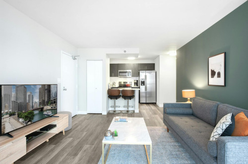 East Delaware Place, Chicago, IL