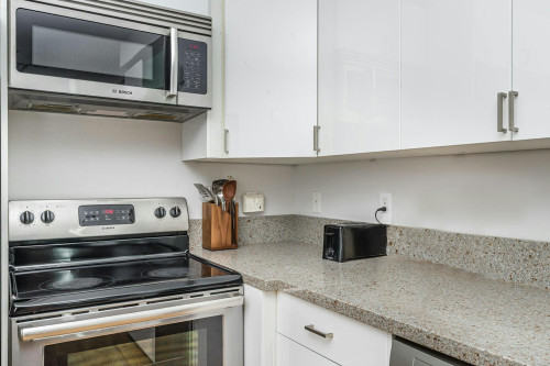 Palatine Avenue North, Seattle, WA - Gallery - 8