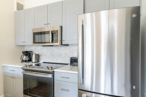 West Howard Lane, Austin, TX - Gallery - 7