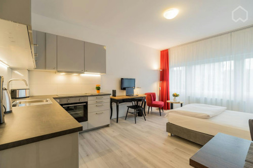 Jenaer Straße, Berlin