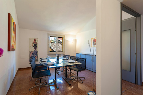 Via Centotrecento, Bologna