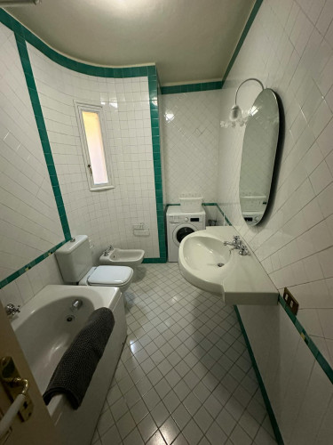 Via de' Carbonesi, Bologna