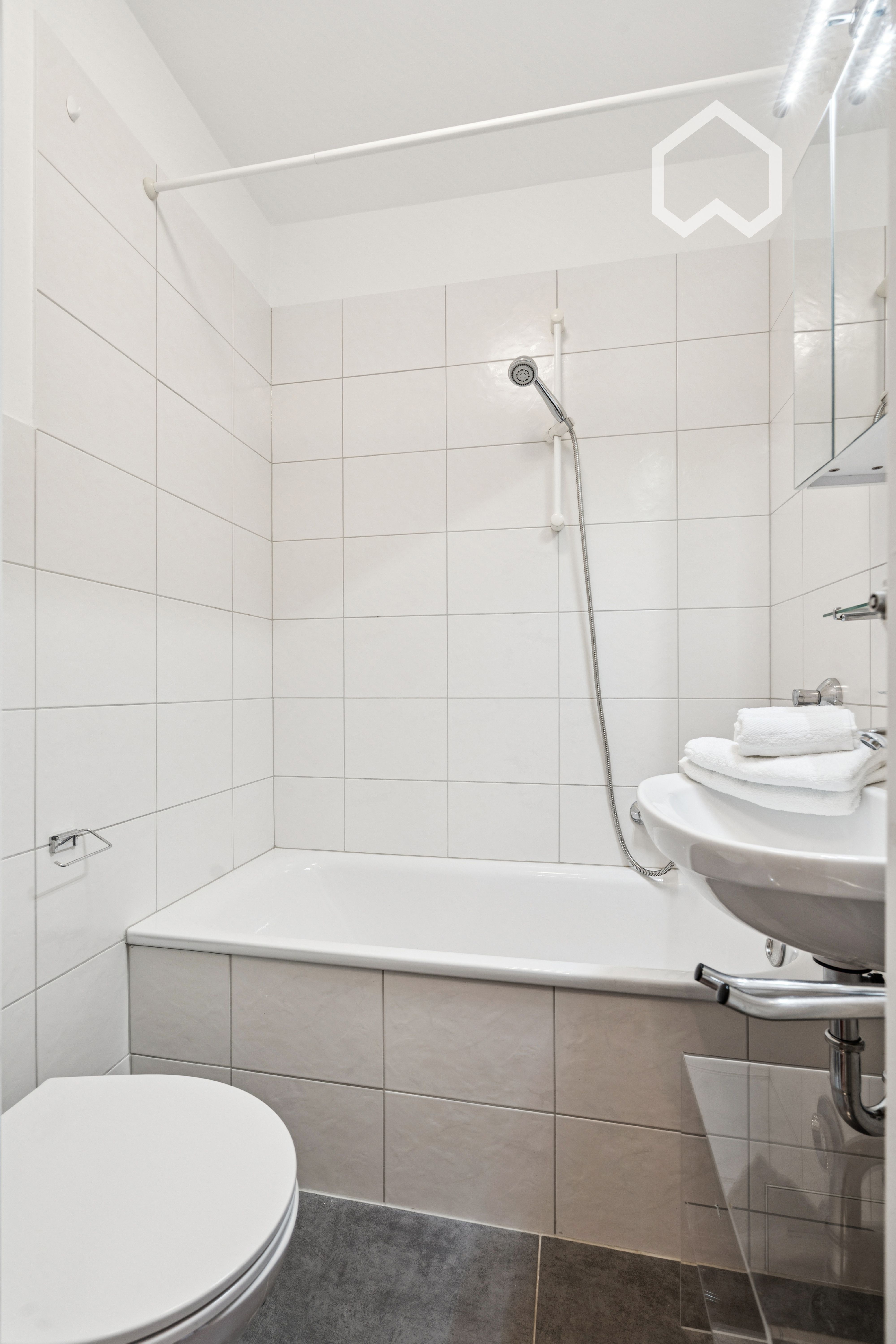  Spacious Home In Darmstadt  -  Spacious home in Darmstadt  - Gallery -  3