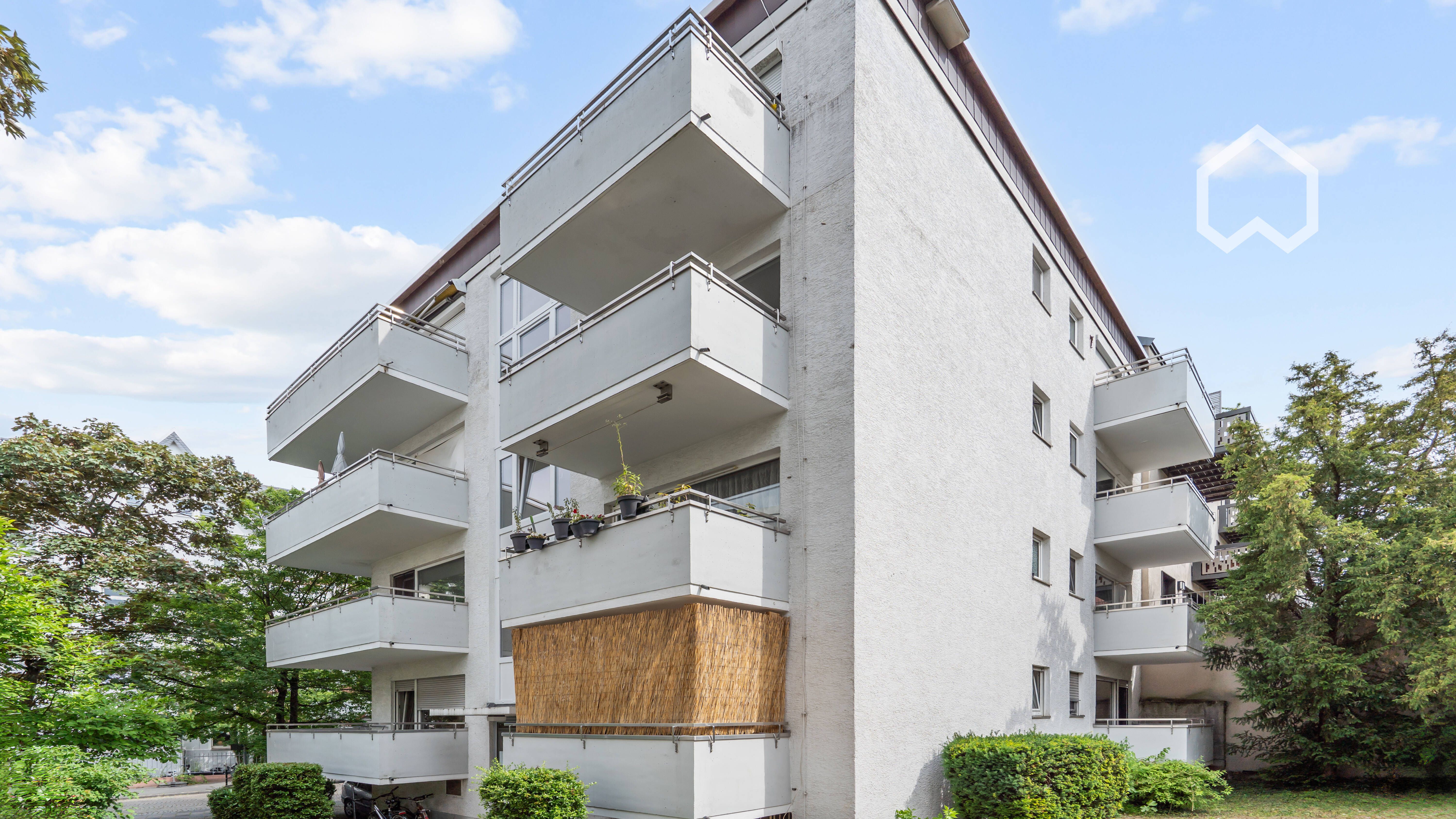  Spacious Home In Darmstadt  -  Spacious home in Darmstadt  - Gallery -  1