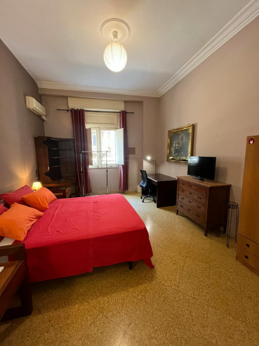 Via Mariano Stabile, Palermo