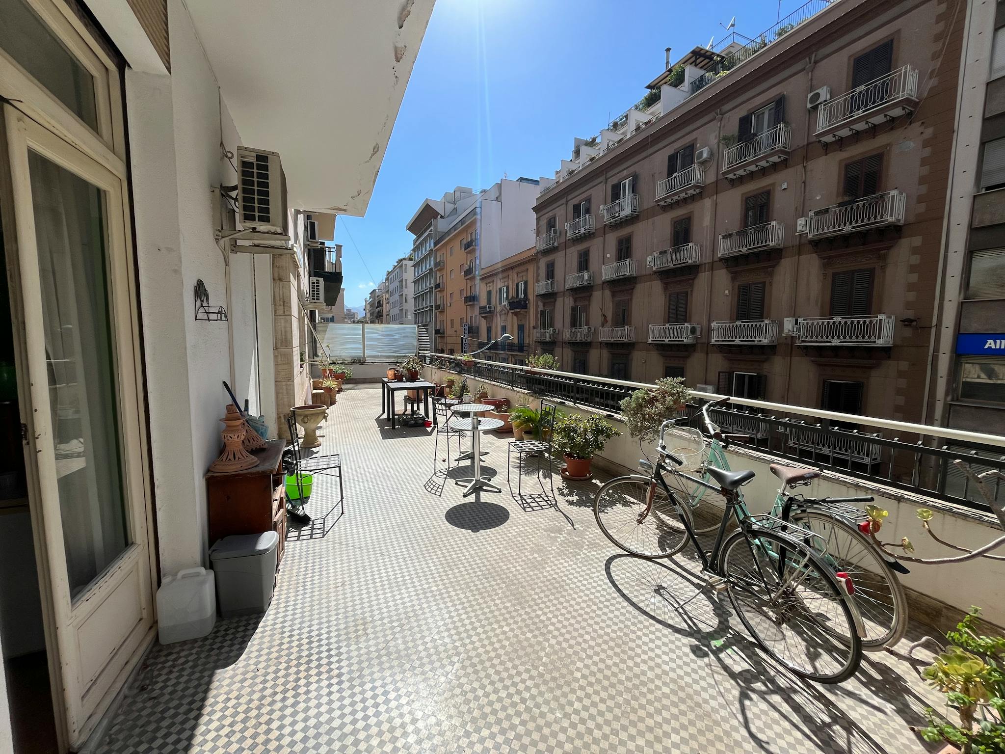  Private Room  -  Via Mariano Stabile, Palermo  - Gallery -  1