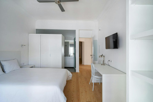 Avenida Cinco de Outubro, Lisbon