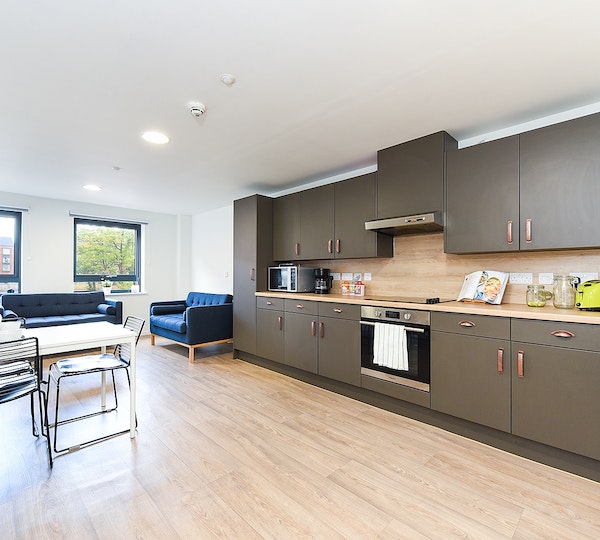 En-Suite Bronze  -  The Towpath Roost  - Gallery -  5
