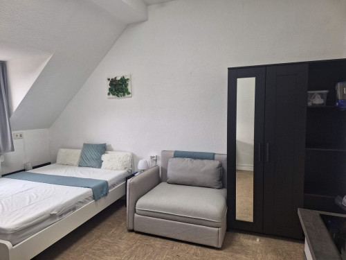 Furnished studio apartment approx. 1.9 km from Essen Central Station