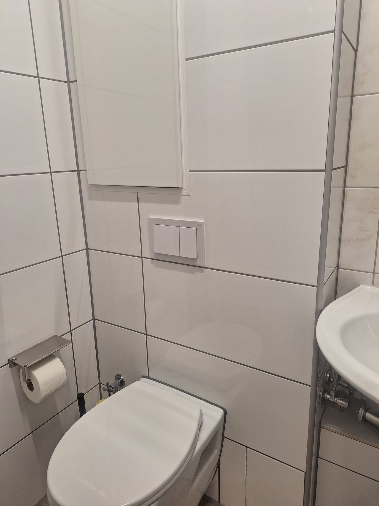  Studio  -  Furnished studio apartment approx. 1.9 km from Essen Central Station  - Gallery -  4