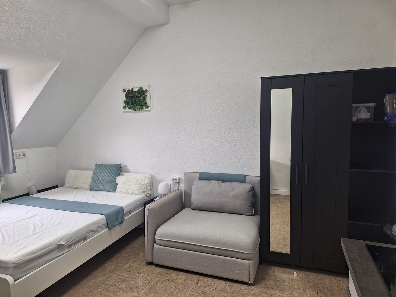  Studio  -  Furnished studio apartment approx. 1.9 km from Essen Central Station  - Gallery -  6