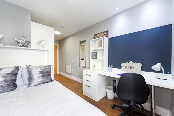 En-Suite Silver - Tramways Roost - Gallery - 1