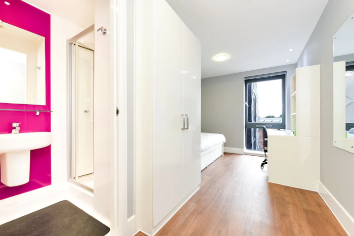 En-Suite Bronze - Tramways Roost - Gallery - 5