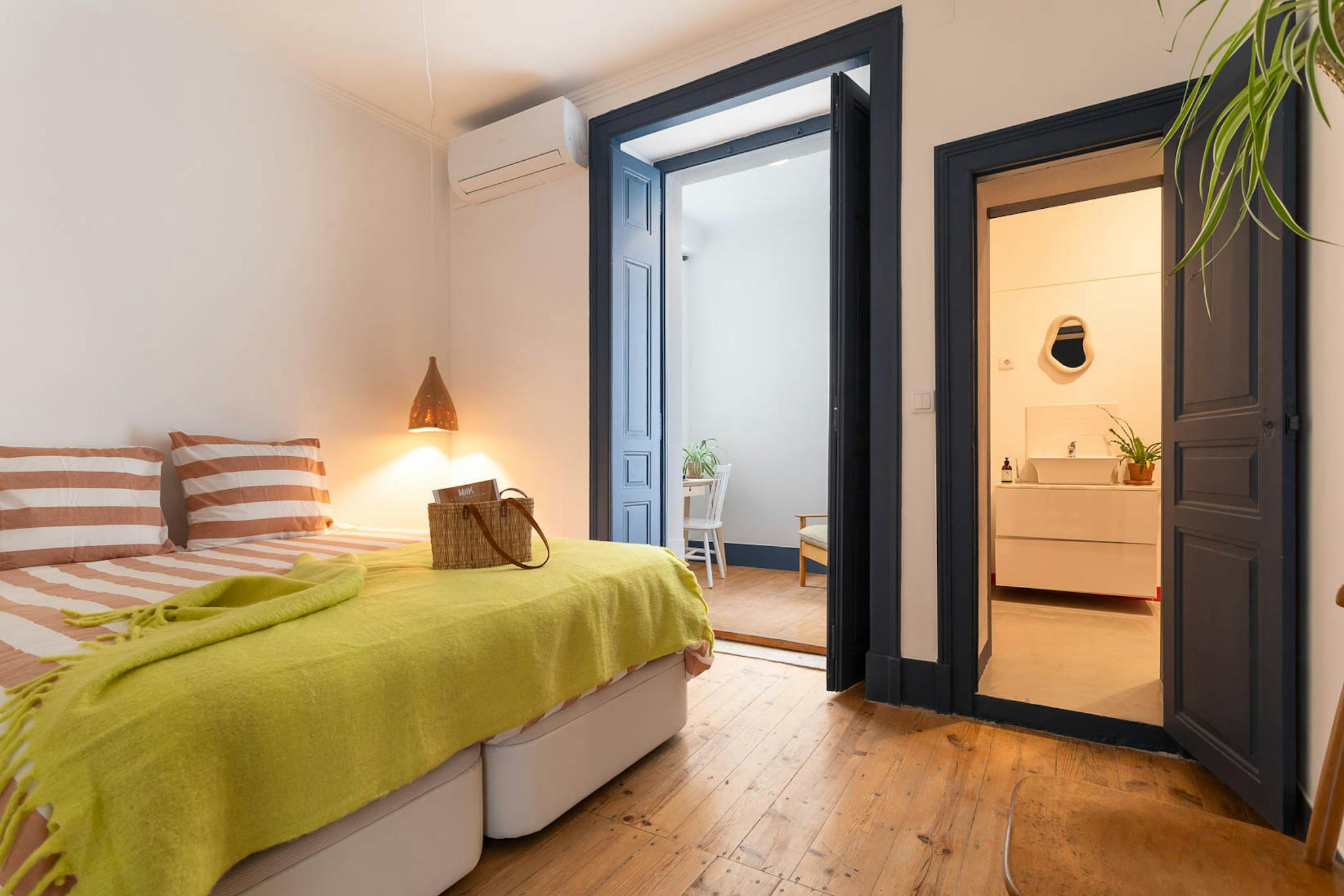  Private Room  -  Rua Álvaro Coutinho, Lisbon  - Gallery -  1