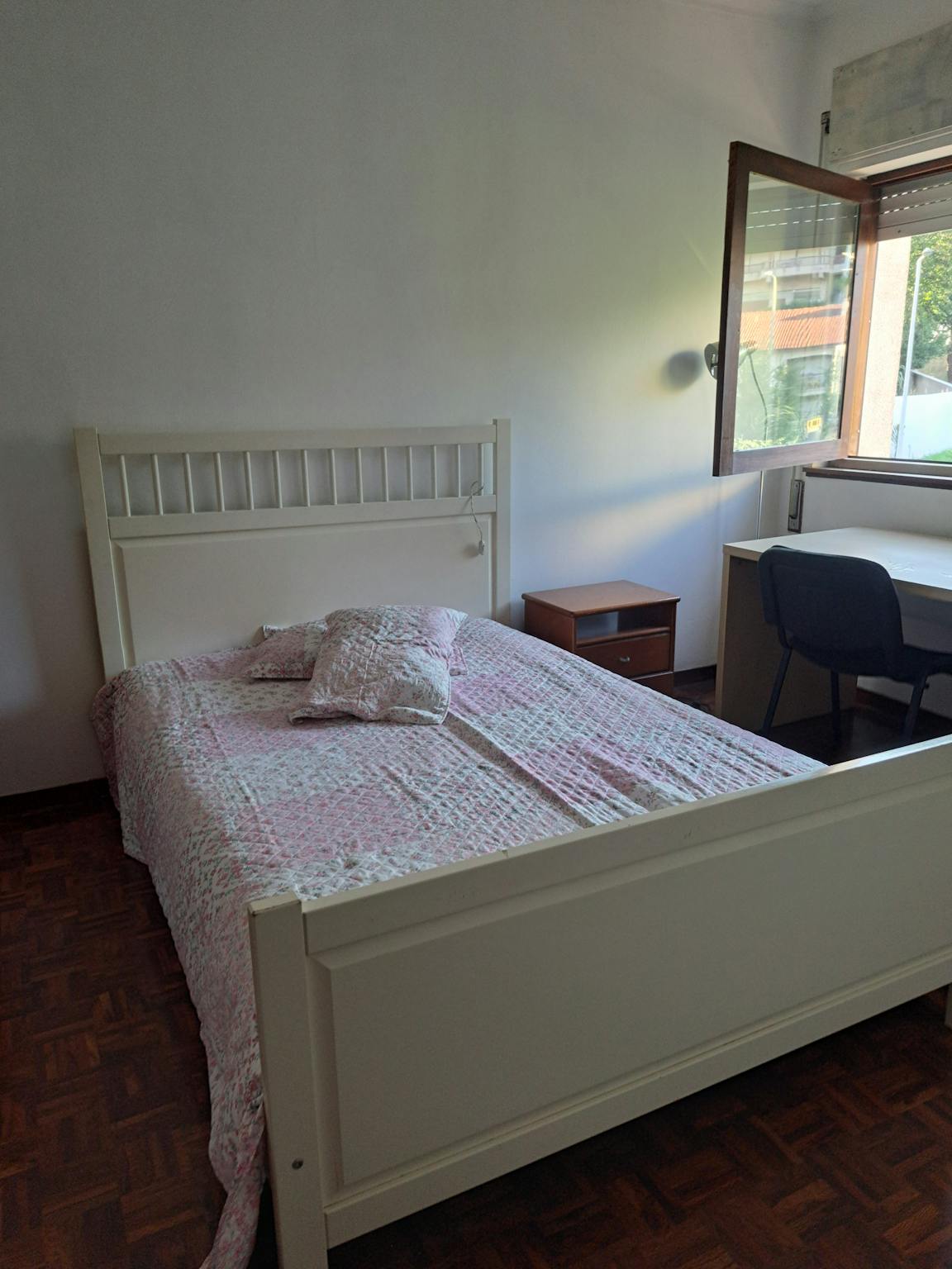  Private Room  -  Rua Carolina Michaelis, Coimbra  - Gallery -  1