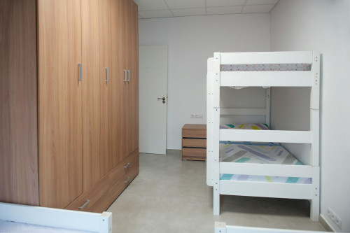 Carrer de Lleó Fontova, Cornellà de Llobregat - Gallery - 10