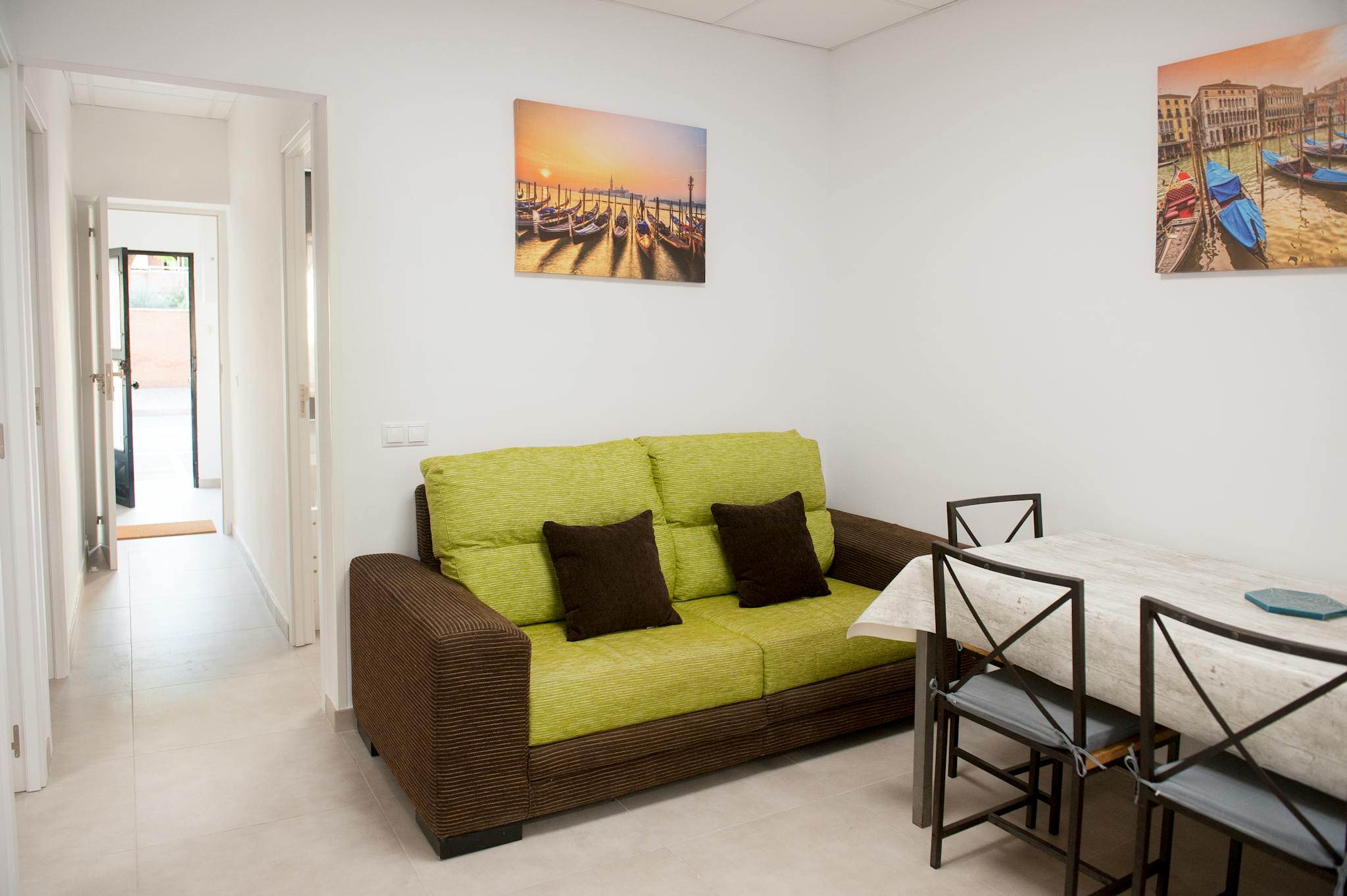  Entire Place  -  Carrer de Lleó Fontova, Cornellà de Llobregat  - Gallery -  1