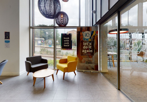 iQ Century Square - Gallery - 12