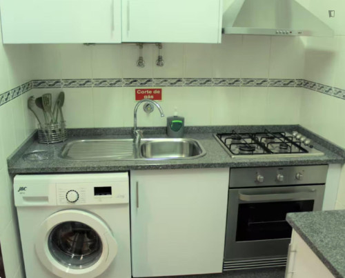 Passionate 2 Bedroom Apartment close to Lido viewpoint