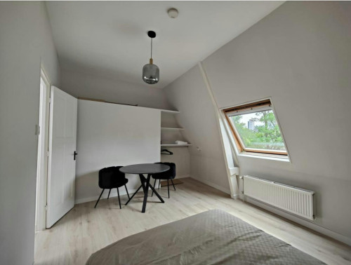 Claes de Vrieselaan, Rotterdam