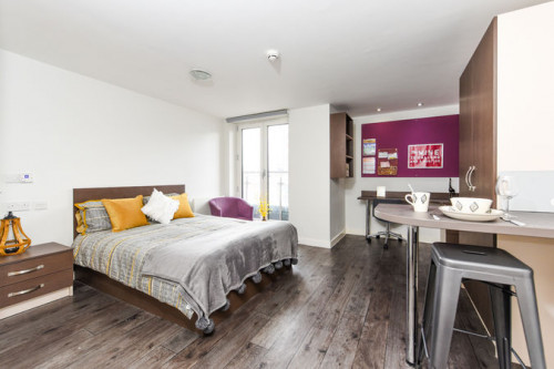  اونسويت برونز  -  كورنر هاوس  - Gallery -  1