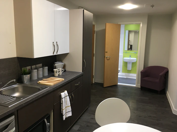 Two Bed Apartment (Shared) - Cornerhouse Roost - Gallery - 4