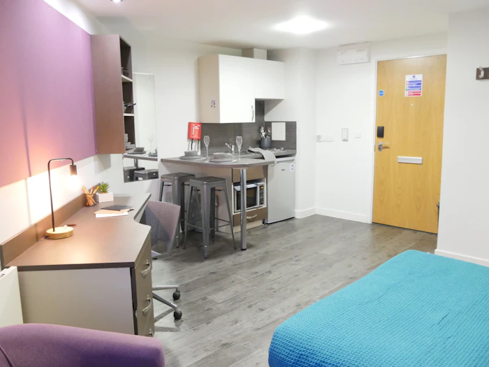 Studio Bronze - Cornerhouse Roost - Gallery - 4