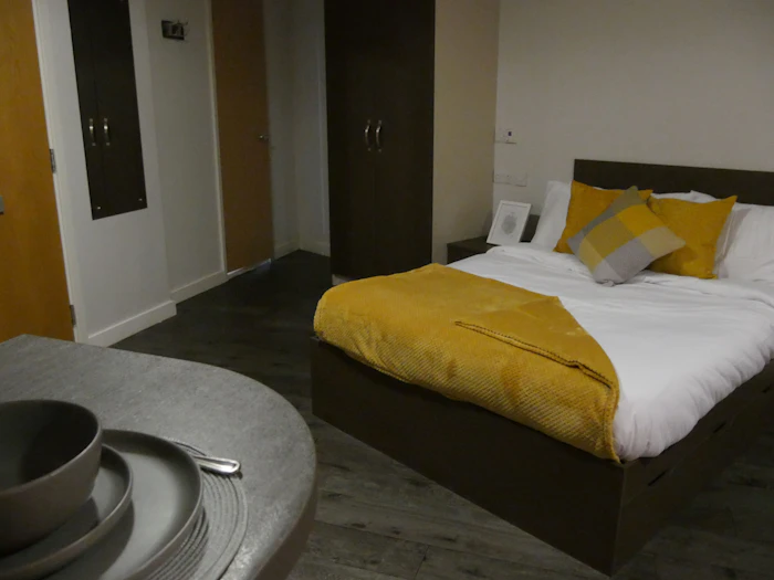 Studio Silver - Cornerhouse Roost - Gallery - 4