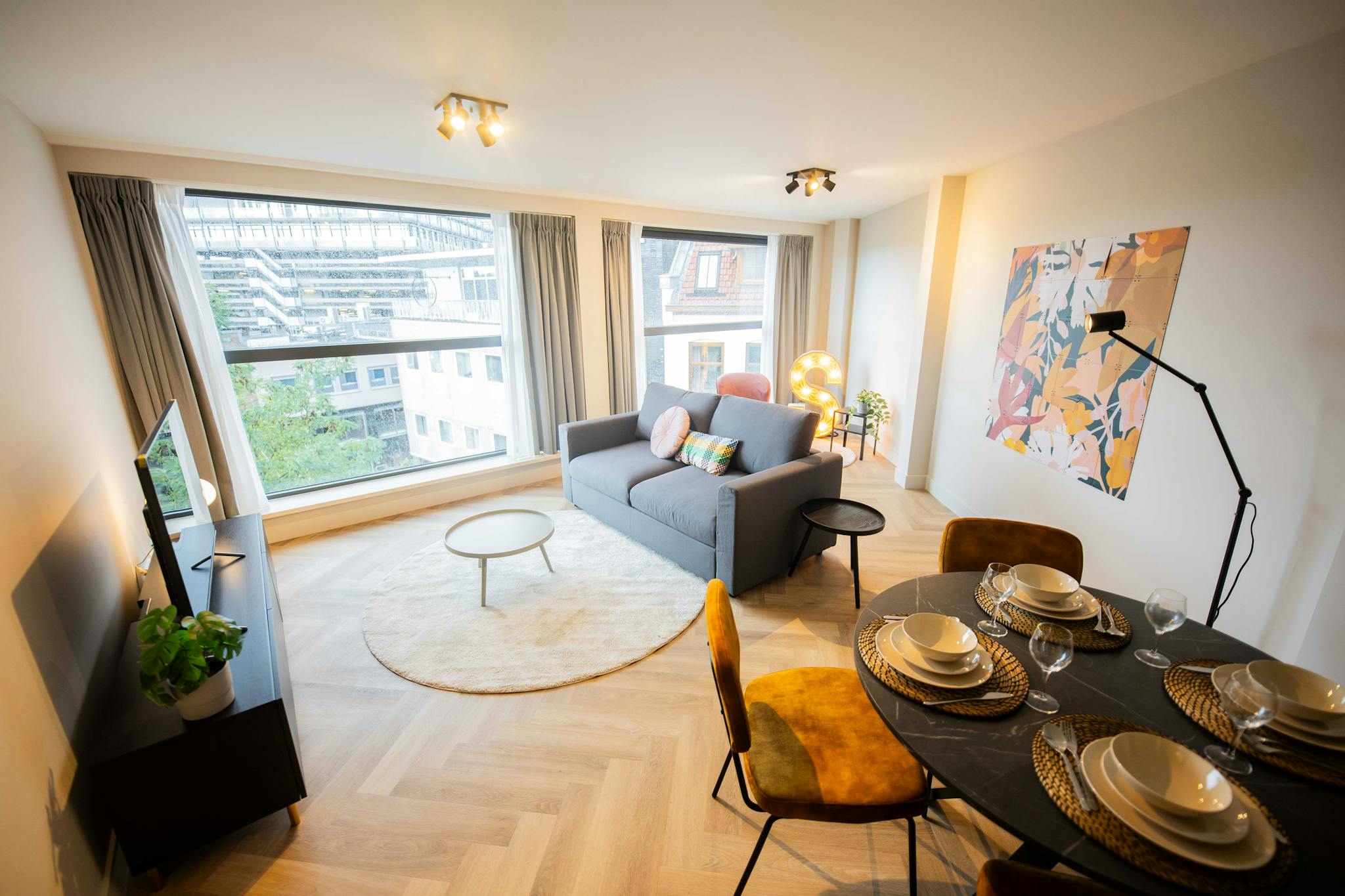 Entire Place - Kerkstraat, Hilversum - Gallery - 1