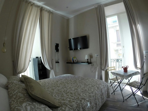 Via del Maio di Porto, Naples - Gallery - 6