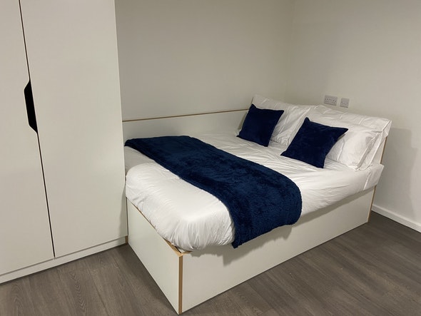 Studio Platinum - Laycock Studios Roost - Gallery - 1