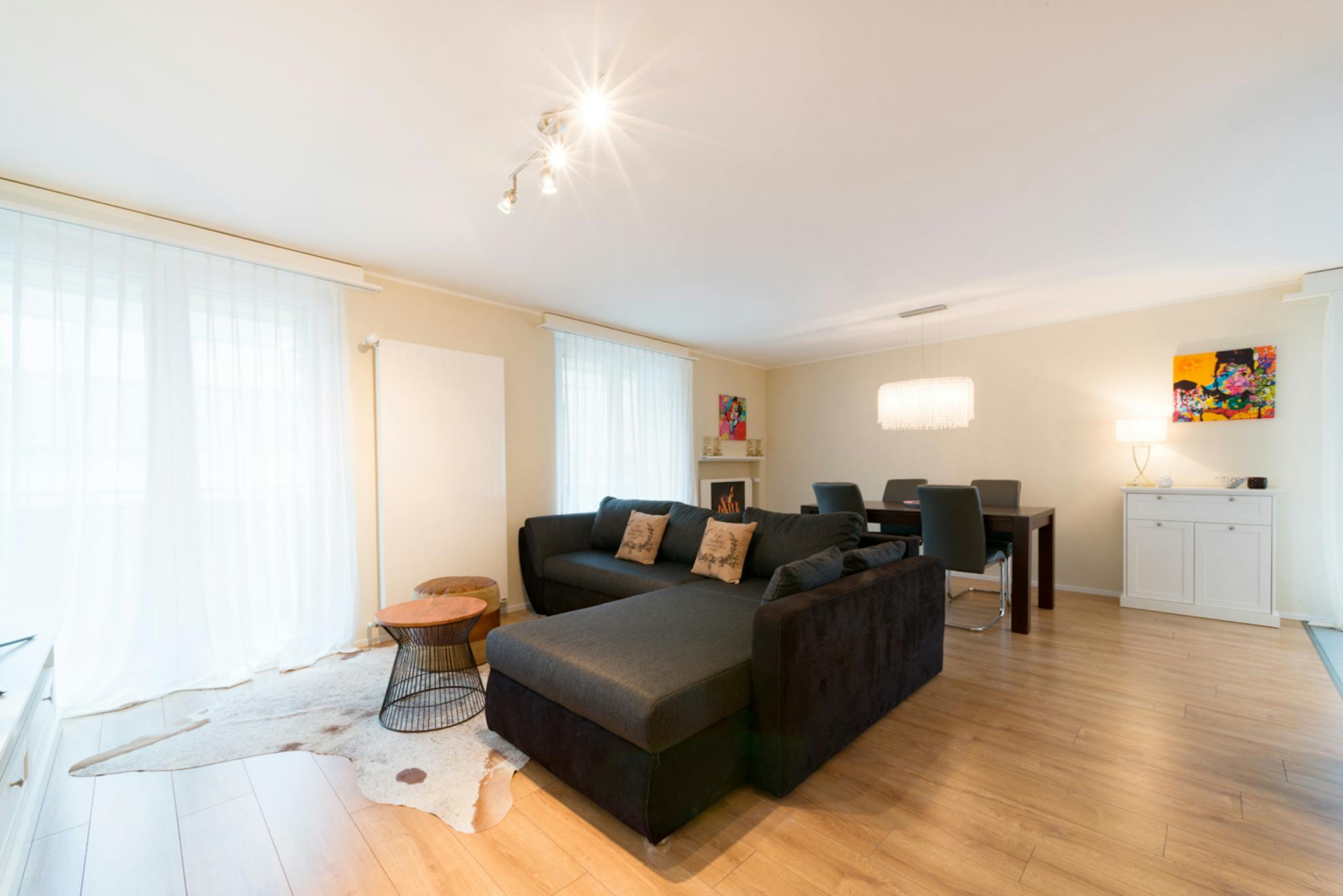  Entire Place  -  Bahnhofstrasse, Wallisellen  - Gallery -  1