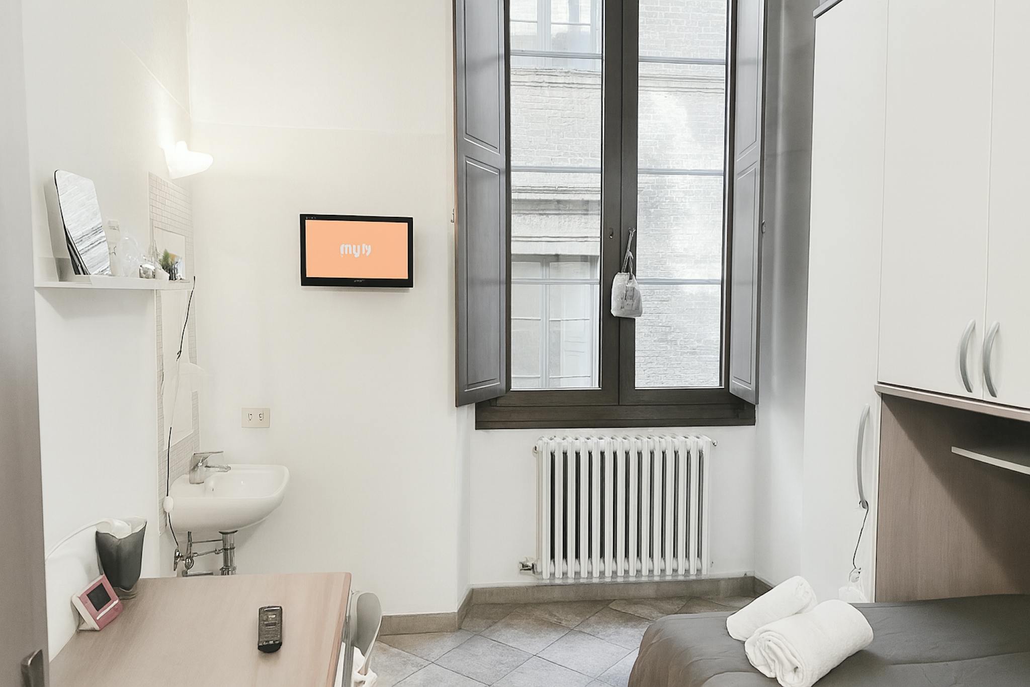 Shared Room - 1