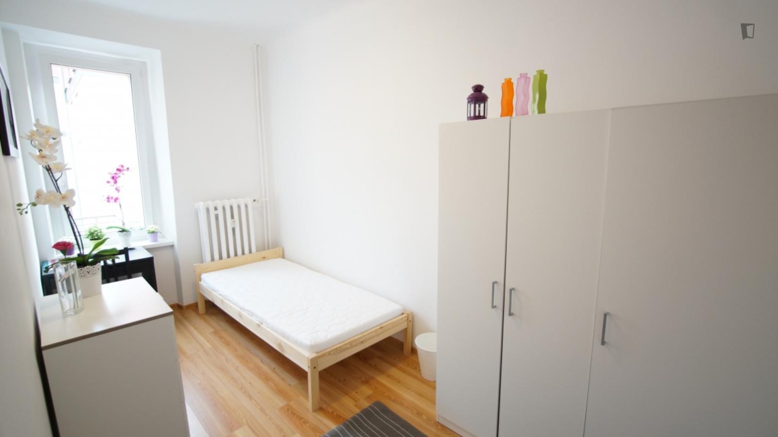 Bright Single Bedroom In Old Polesie - 1