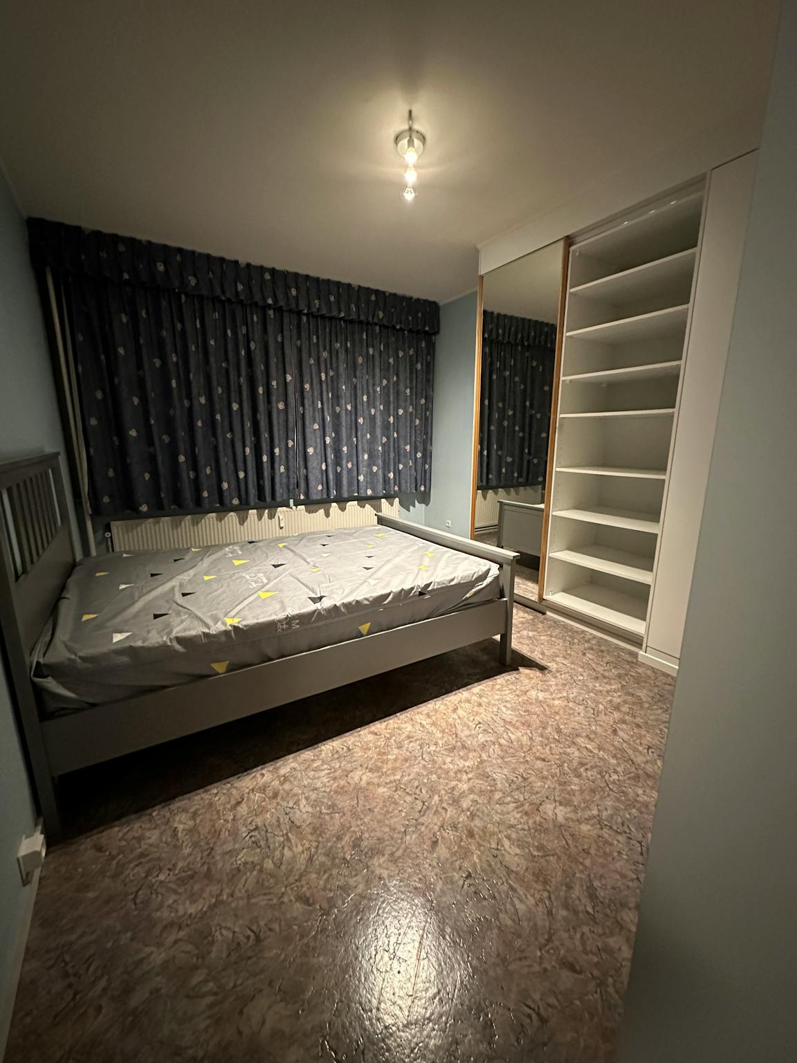 Shared Room - 1