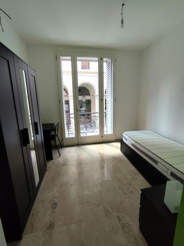 Via Ugo Bassi, Bologna