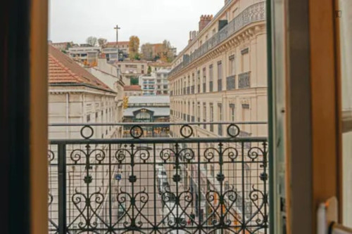 Modern studio in Saint-Étienne  - Gallery -  5