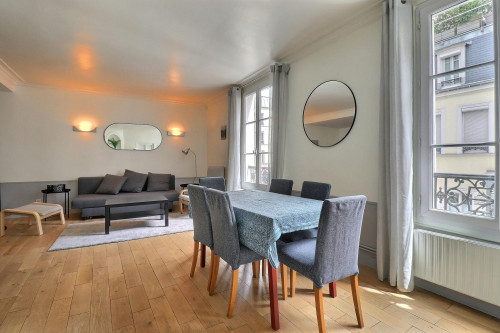 Rue Louise Michel, Levallois-Perret