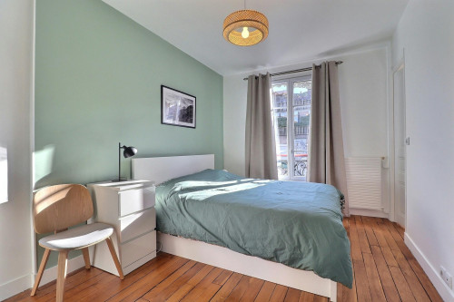 Rue Aristide Briand, Levallois-Perret