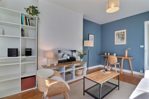 Rue Aristide Briand, Levallois-Perret
