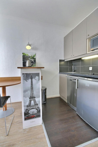 Rue Eliane Jeannin-Garreau, Issy-les-Moulineaux  - Gallery -  5