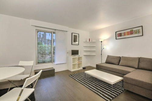 Rue des Poissonniers, Neuilly-sur-Seine