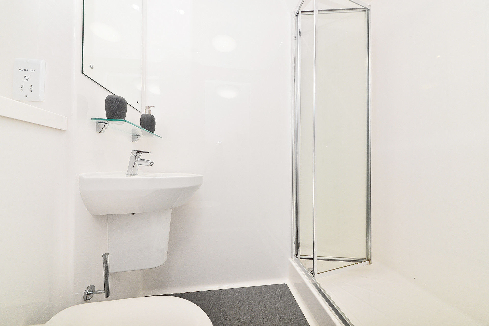  Gold En Suite  -  The Mill House  - Gallery -  9